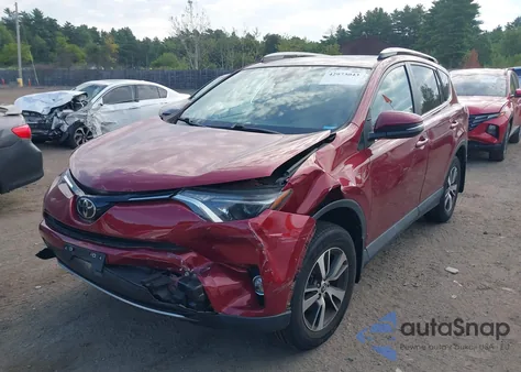 2018 Toyota Rav4 Xle z USA, uszkodzony, nr VIN 2T3RFREV6JW833149